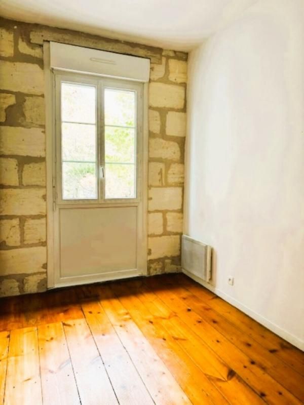 BORDEAUX Appartement, type 03, Bordeaux Bastide 4