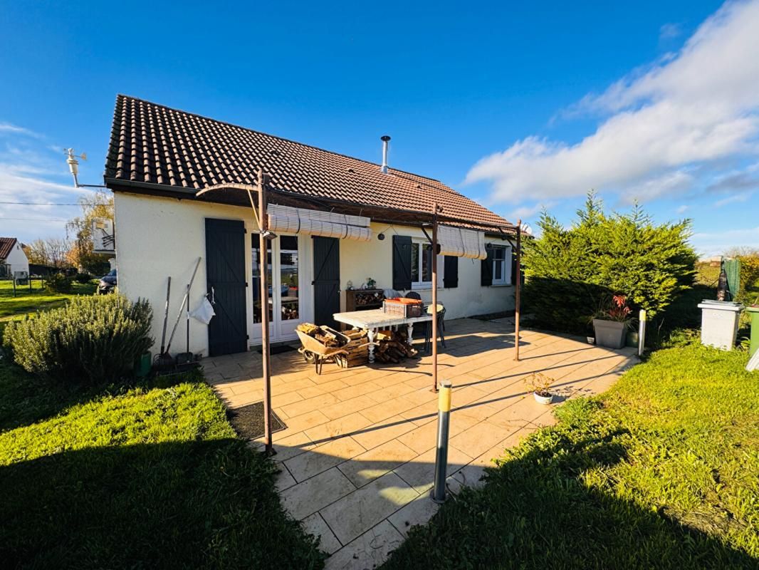 SAINT-PARIZE-LE-CHATEL Pavillon de plain pied à Saint Parize le Chatel 2