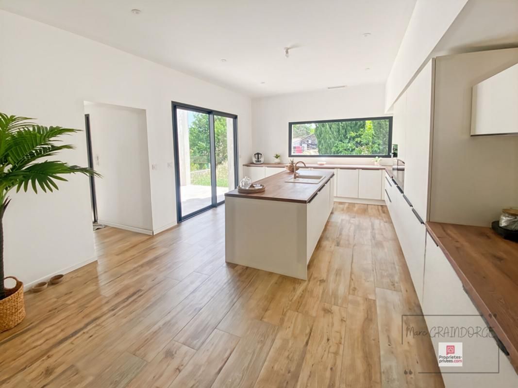 PENNAUTIER EN BAISSE : VILLA FAMILIALE  RECENTE AVEC PISCINE A PENNAUTIER 2