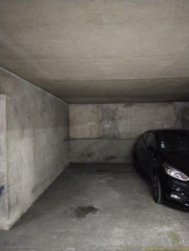 PARIS-15E-ARRONDISSEMENT Parking / box Paris 2