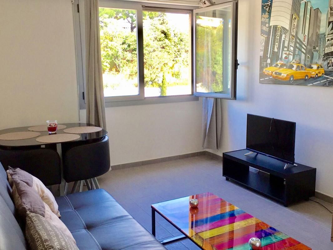 NICE Nice Californie, Appartement 2 pièces 40m2 rénové, terrasse et vue dégagée 3