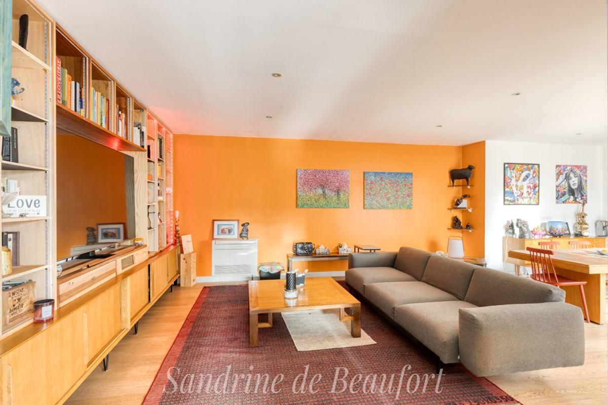 ASNIERES-SUR-SEINE Asnieres - Quartier des Philosophes. 184 m2 de plain pied - terrasse - jardin - parkings 3