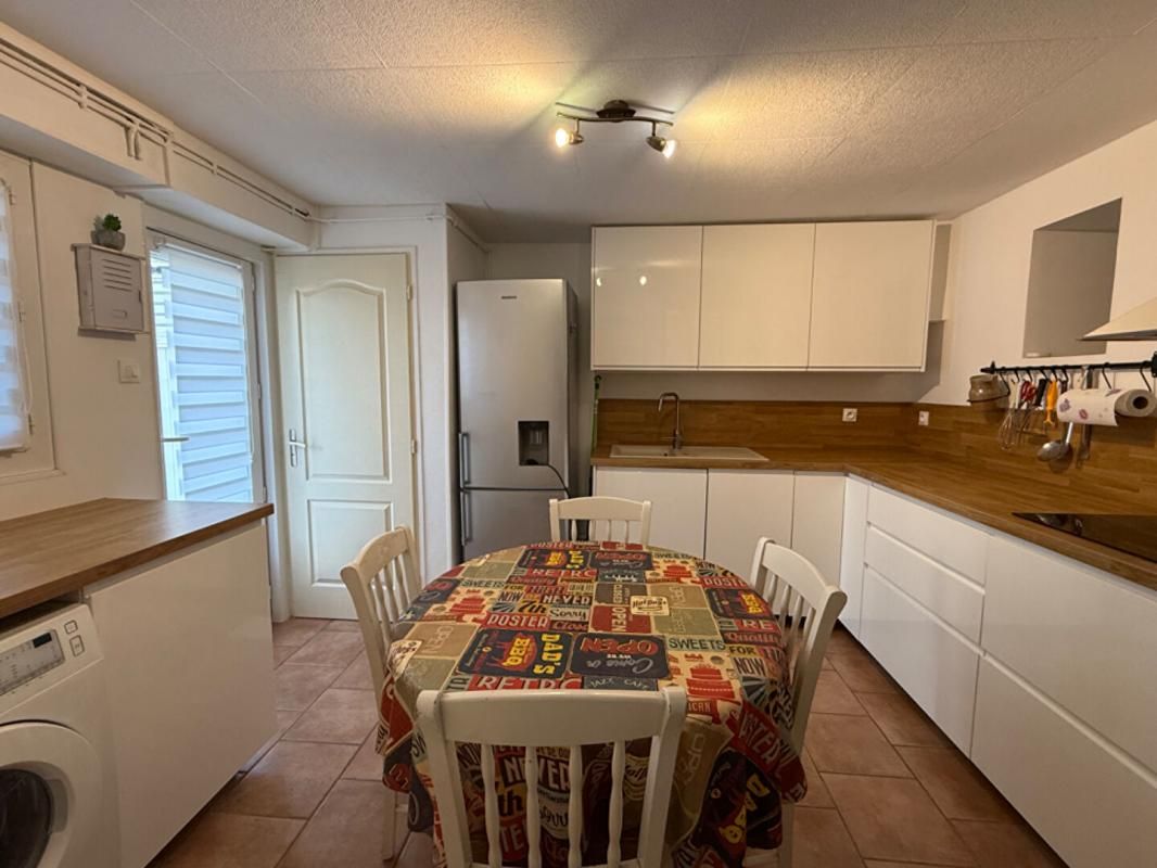 CARRY-LE-ROUET Appartement T2 avec terrasse et jardin 4