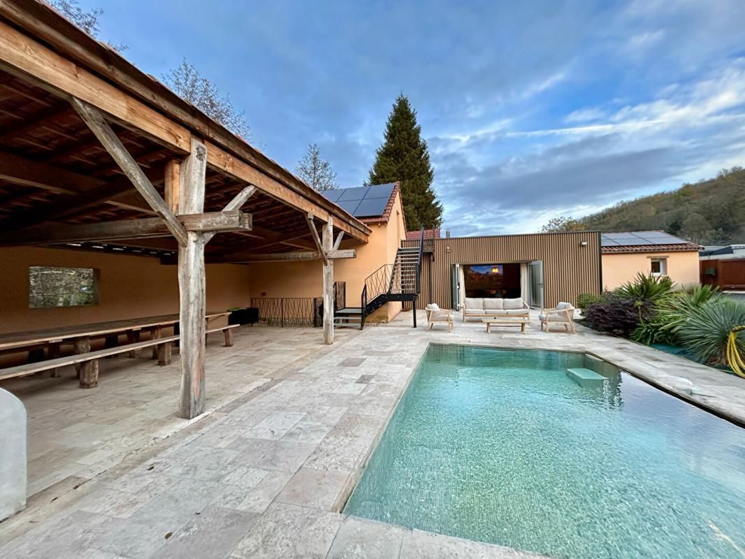 LES EYZIES-DE-TAYAC-SIREUIL Superbe demeure de prestige, 230 m², au Eyzies 24620 3