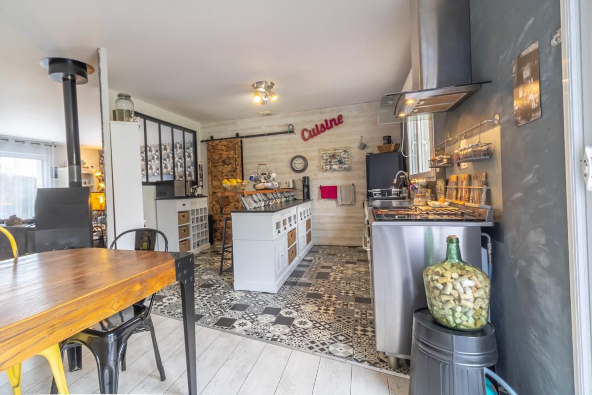 MENNETOU-SUR-CHER Maison Mennetou Sur Cher 6 pièce(s) 151 m2 4