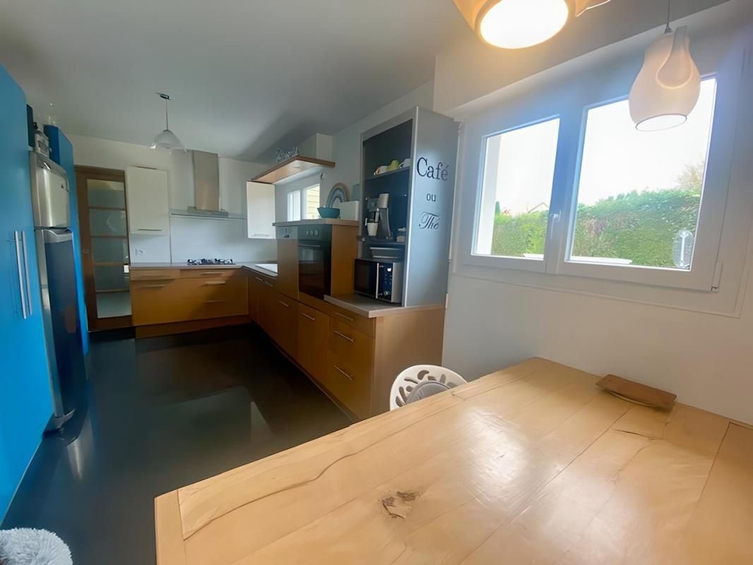 ISNEAUVILLE Isneauville ! maison familiale avec piscine et grand jardin 4