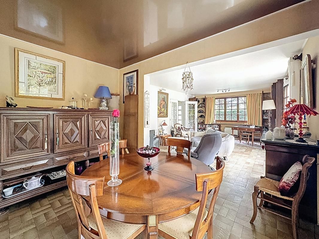 VERRIERES-LE-BUISSON Maison familiale en impasse  Calme et nature à proximité immédiate de la forêt de Verrières 4