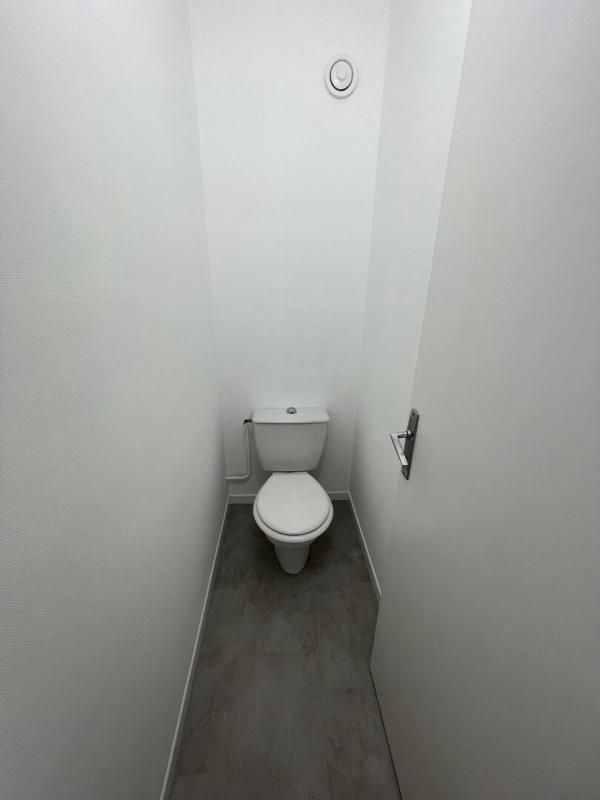 FONTAINE-LES-DIJON Appartement rdc Fontaine Les Dijon 3 pièces 87 m2 4