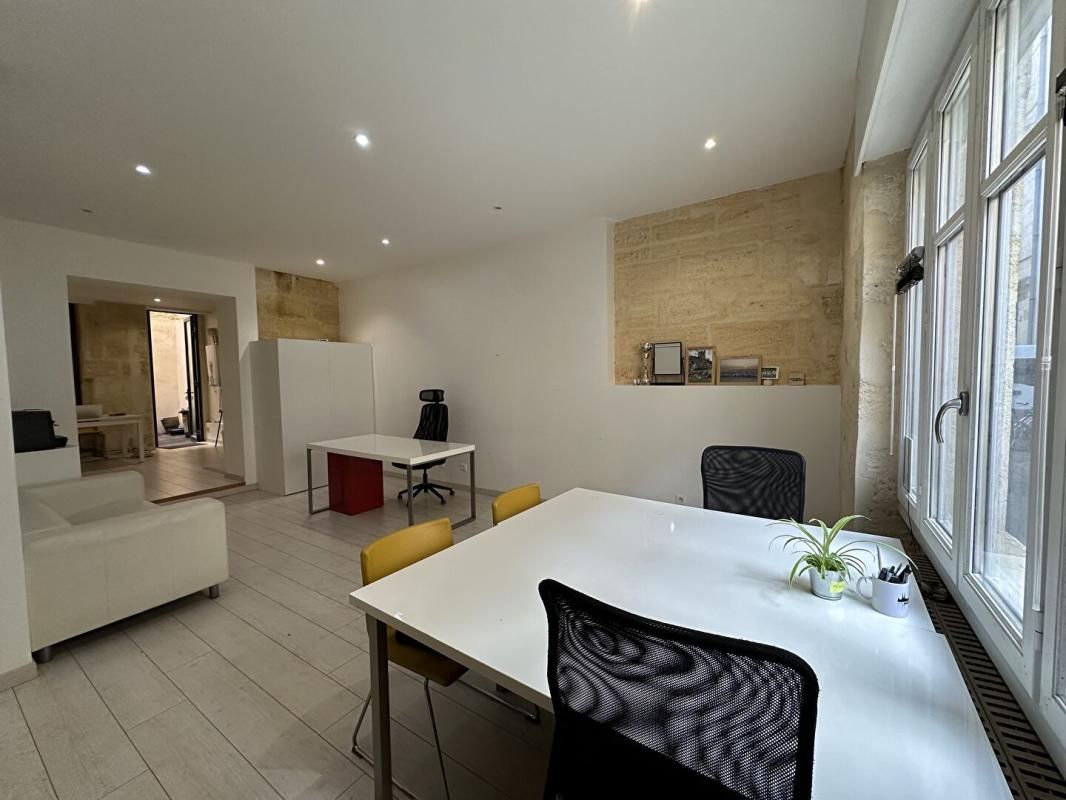 BORDEAUX Appartement Bordeaux 2 pièce(s) 49.33 m2 4