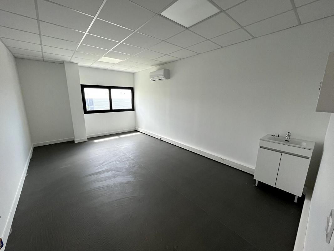 ISTRES ISTRES - LOCATION BUREAUX   22 m² 2