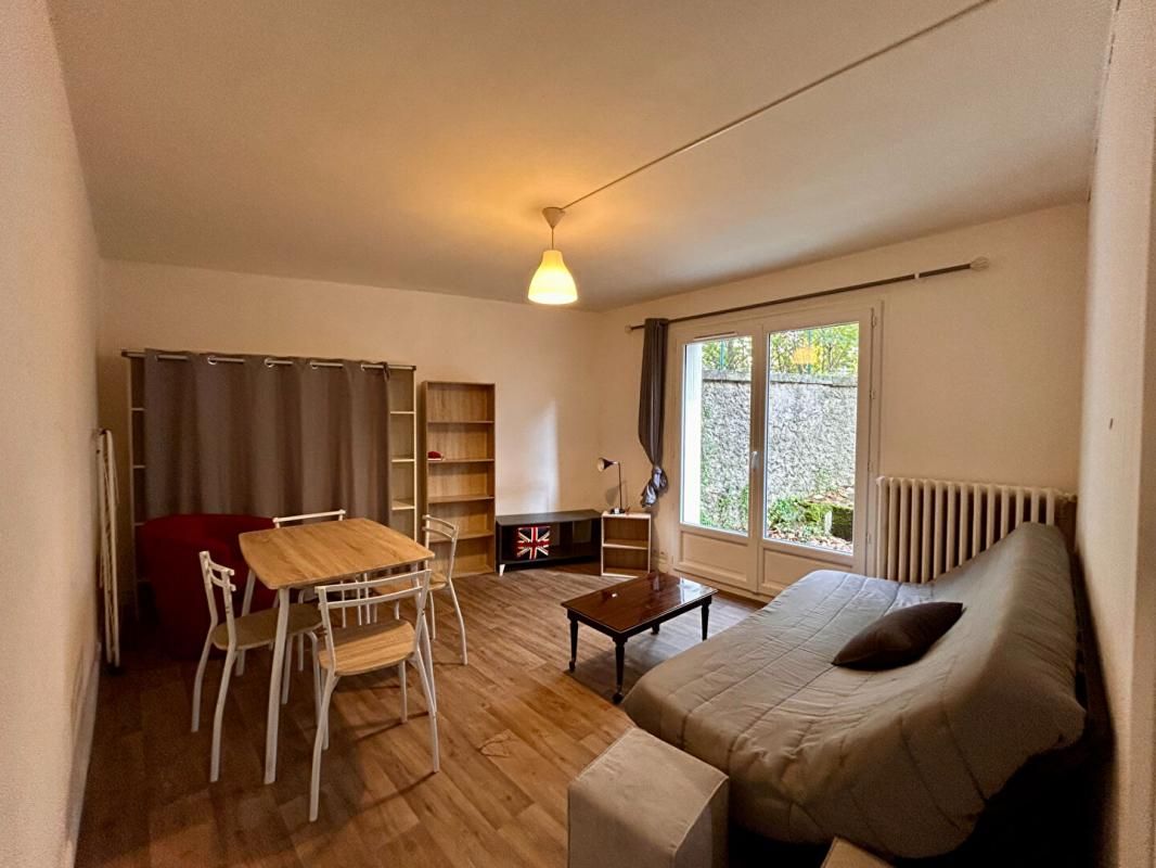 PERIGUEUX A vendre, appartement avec jardin proche de l'hyper centre de PERIGUEUX 24000 1
