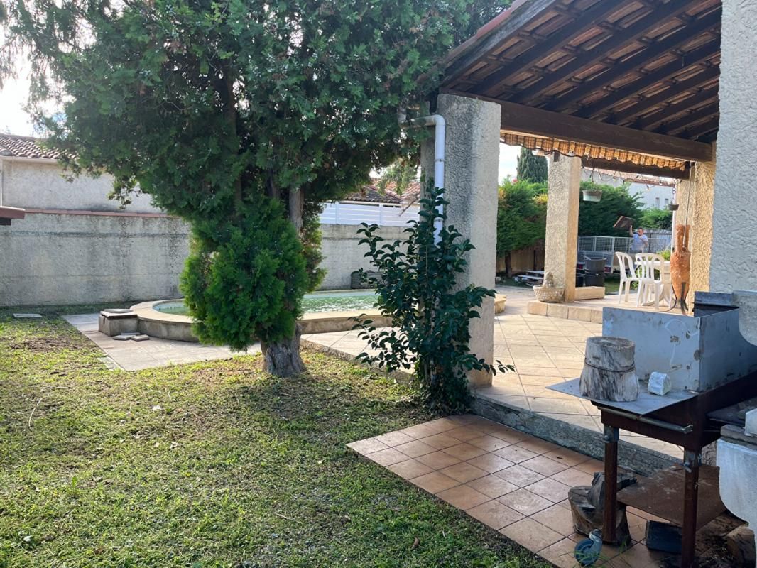 FOS-SUR-MER Maison Fos Sur Mer 5 pièce(s) 121 m2 + TERRAIN 663M2 +Piscine + Double Terrasse 2