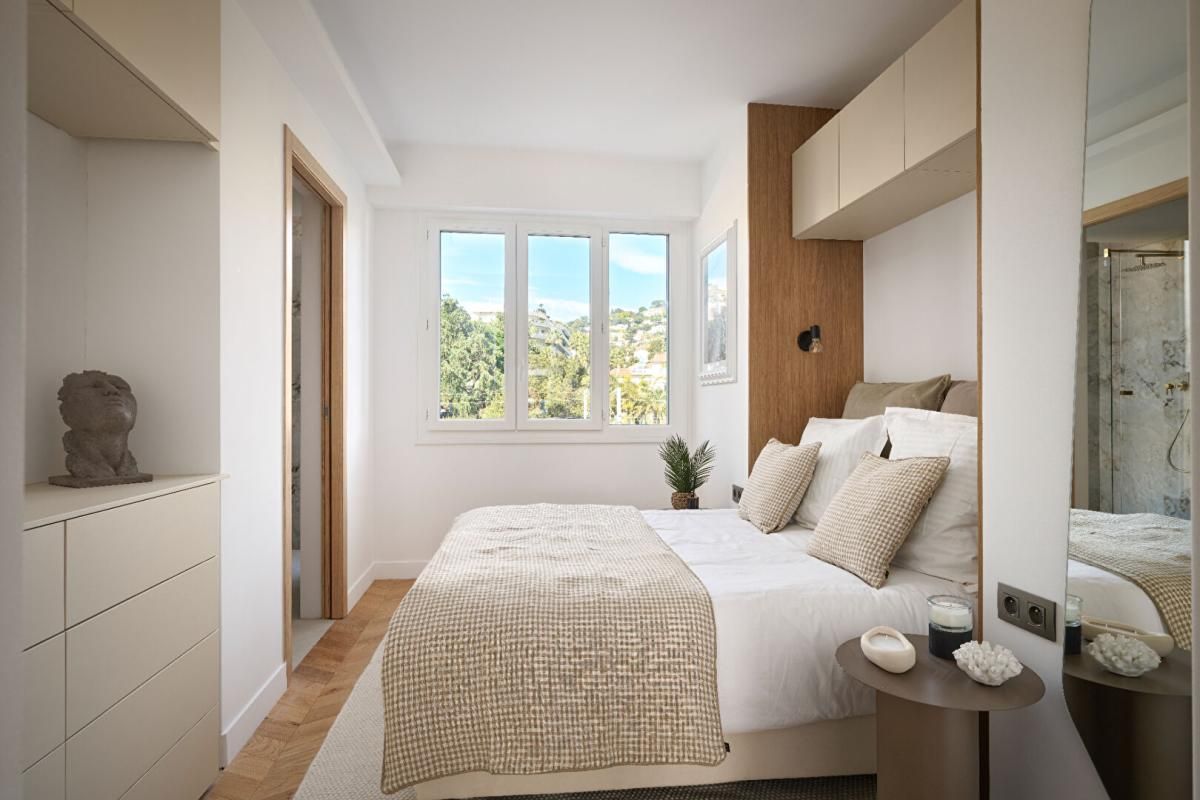 CANNES Palm Beach Pied-dans-l'eau : Appartement d'Élégance avec Vue Mer Panoramique 3