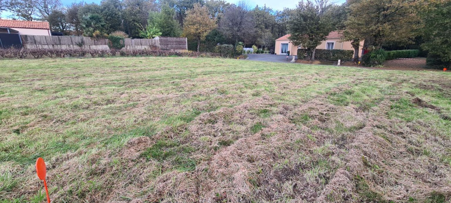 GORGES Terrain Constructible Village Gorges 442 M², non viabilisé et libre de constructeur (Lot 3) 2