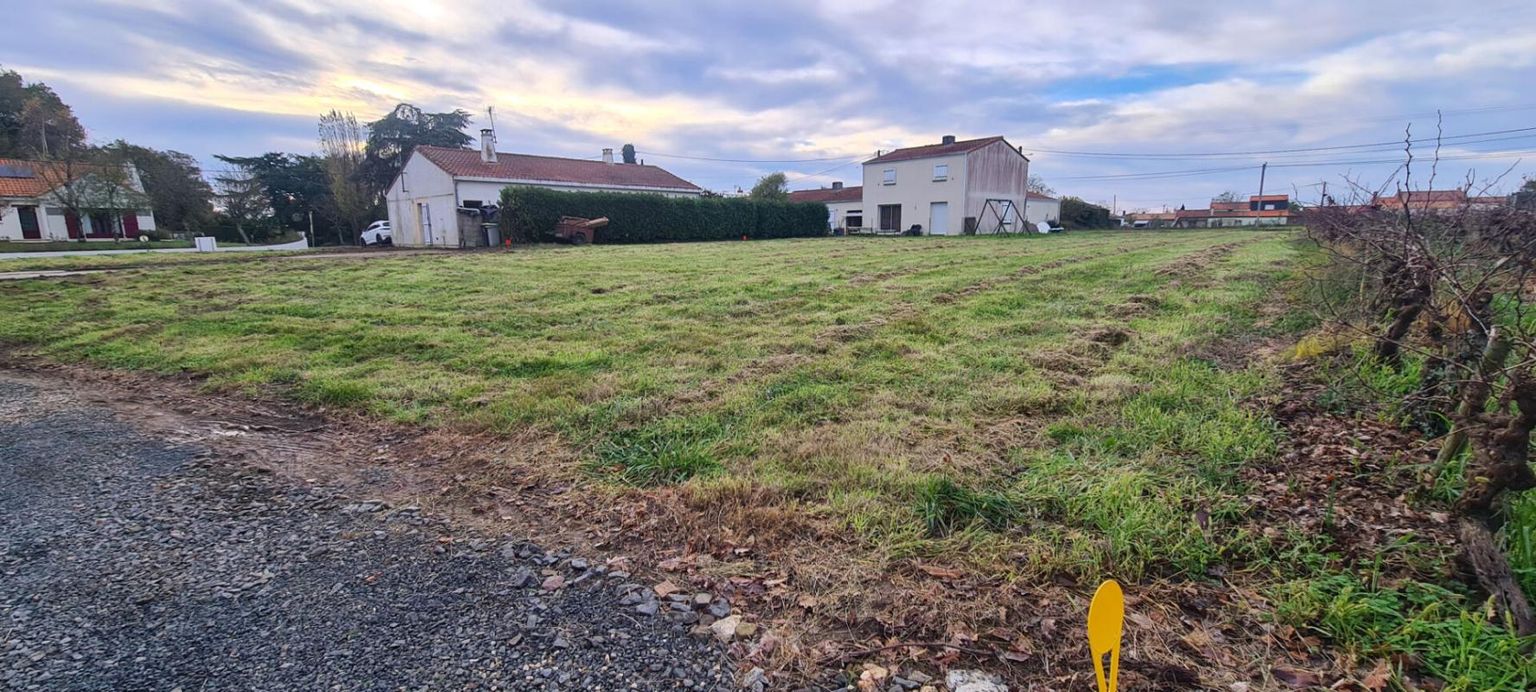 GORGES Terrain Constructible Village Gorges 442 M², non viabilisé et libre de constructeur (Lot 3) 4