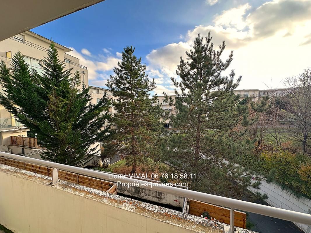 CLERMONT-FERRAND Appartement 3 pièces 61 m2 avec balcon, garage, parking et cave 4