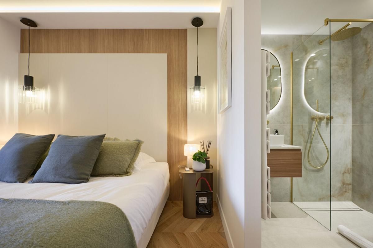 CANNES Palm Beach  Élégance Contemporaine & Vue Mer Imprenable : Appartement de Prestige 3