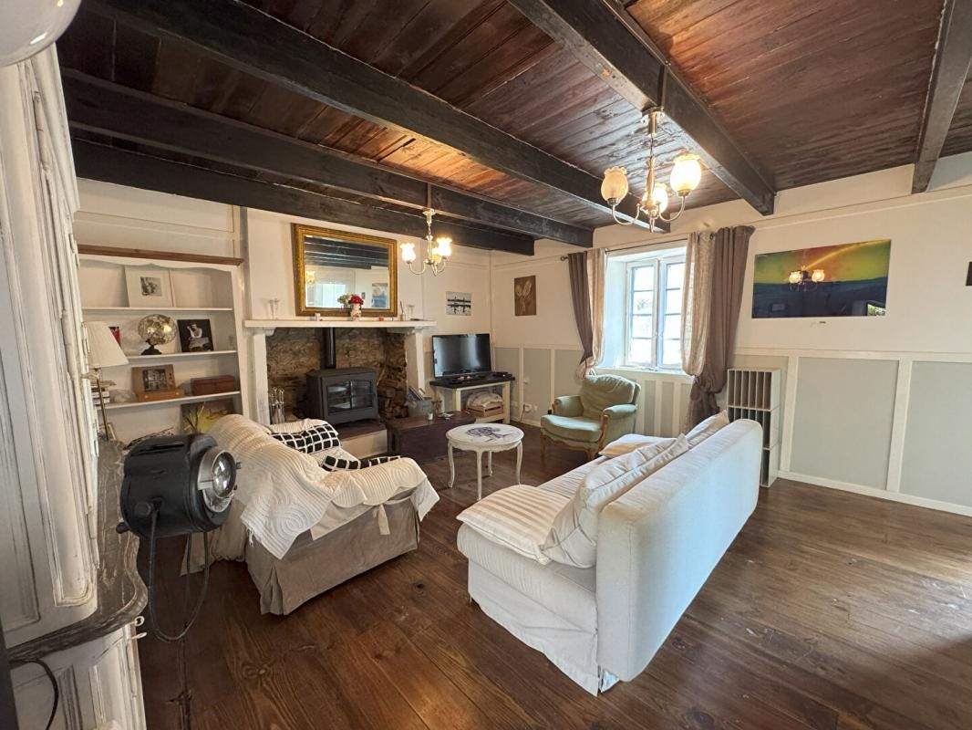 HENGOAT Exclusivité , Maison en pierre de 130 m² ,4 chambres ,Calme et charme à 10 min de Tréguier (Côtes-d'Armor) 2