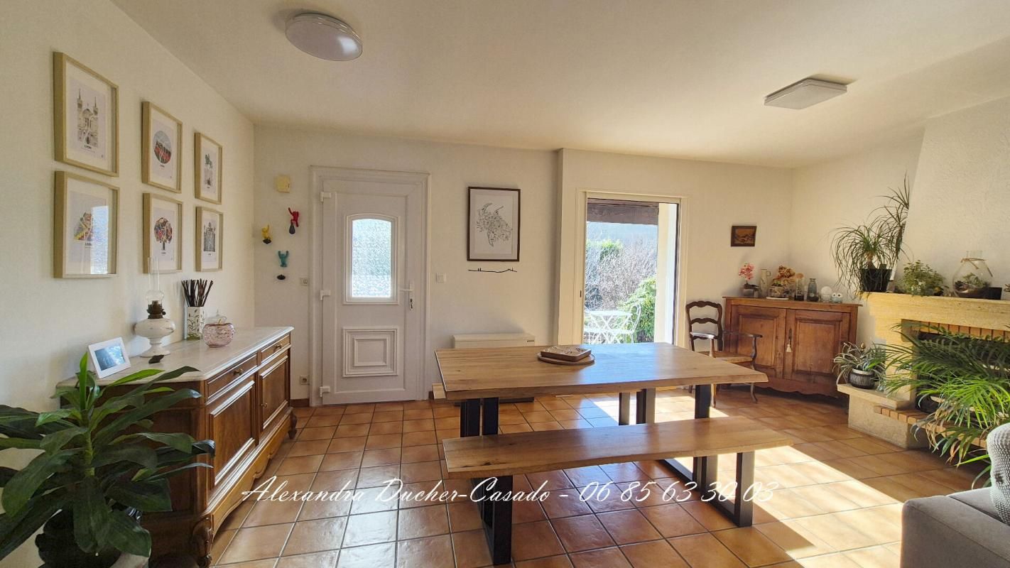 LE POET Maison 4 pièces avec Garage + Jardin + Dépendance 2