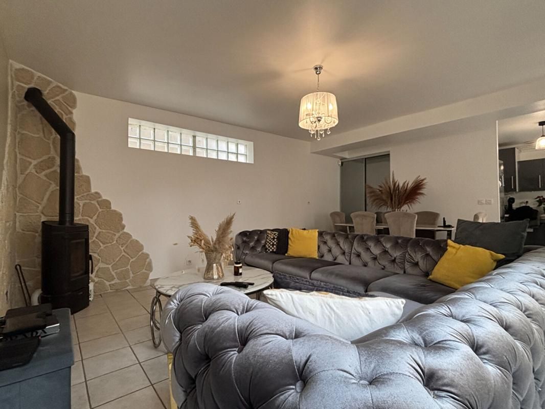 BEZONS EXCLUSIVITÉ : Maison Rénovée 74 m² à Bezons - JARDIN/TERRASSE 90 M² & CALME ABSOLU 2