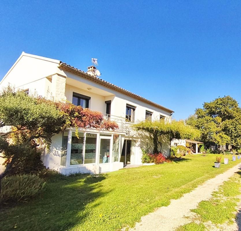 LE THOR EXCLUSIVITE AU THOR : SPACIEUSE VILLA PLEINE DE SOLEIL 1