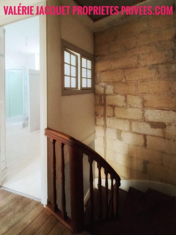 POMEROL INVESTISSEUR OU PREMIER ACHAT Maison de Ville 65 m² à CATUSSEAU (Pomerol) ? TOITURE NEUVE ? Rendement Brut 7,09 % 3