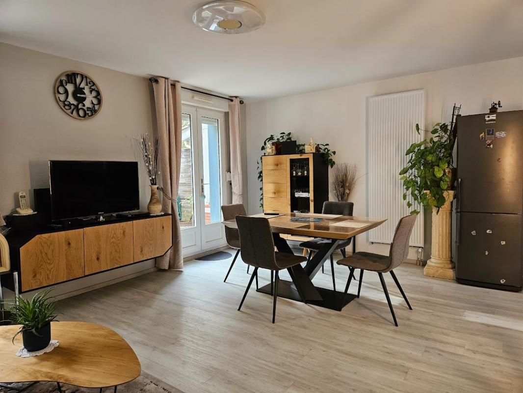 PONT-DU-CASSE PONT DU CASSE, Maison 3 pièce(s) 74 m², 2 chambres - garage- Jardin 3