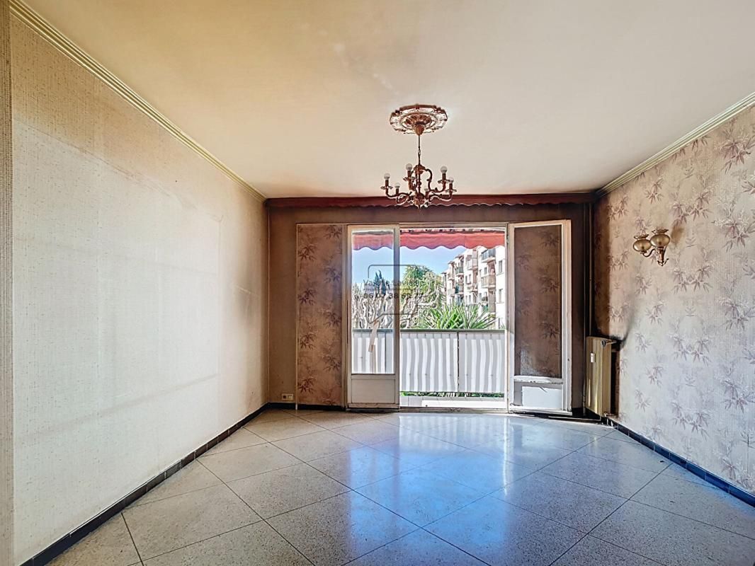 MARSEILLE-13E-ARRONDISSEMENT Marseille (13013) - LA ROSE - Exclusivité - Type 3 + stationnement privatif - A rénover 3