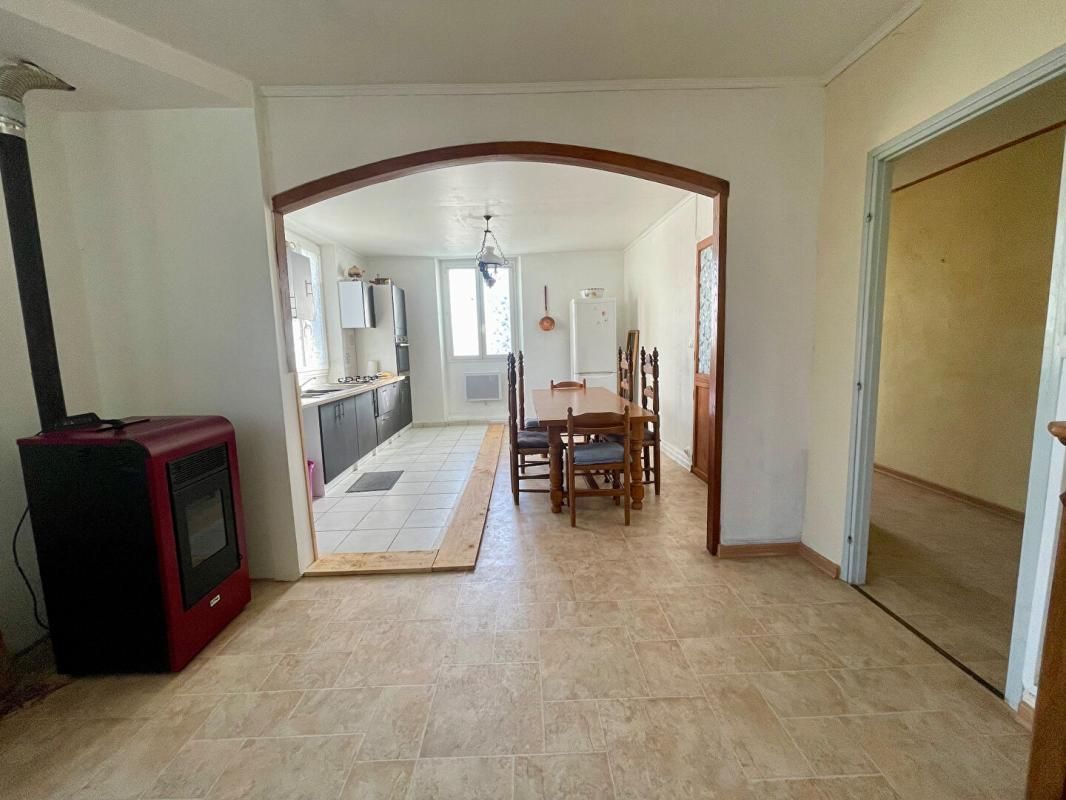 SAINT-AMBROIX Spacieuse maison avec grand terrain et double étage - Molières-sur-cèze 4