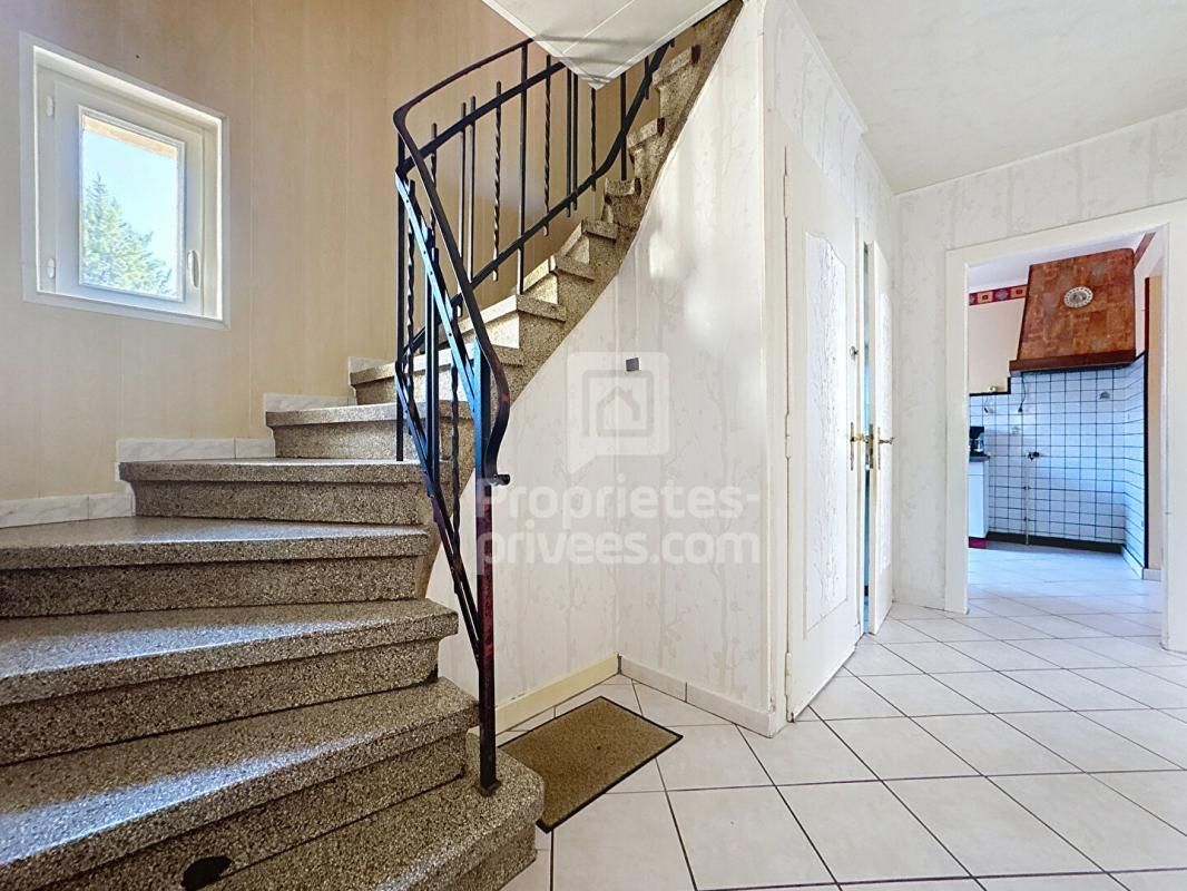 CHATEL-SAINT-GERMAIN Maison de ville à Chatel Saint Germain 4