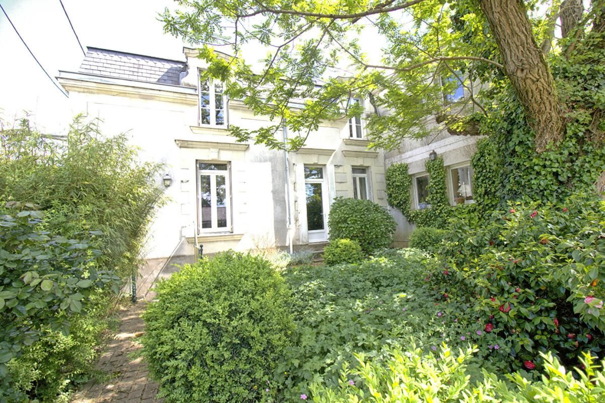 ANGERS Maison Angers 6 pièce(s) 158 m2 2