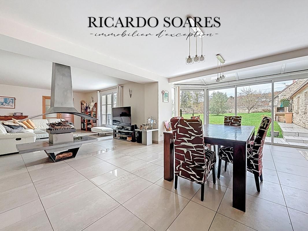 VILLERS-SAINT-PAUL 60870 VILLERS-SAINT-PAUL / LONGÈRE RÉNOVÉE / 213m² au sol / GRAND SÉJOUR 60m² / 4 CHAMBRES / TERRAIN 834m² 3