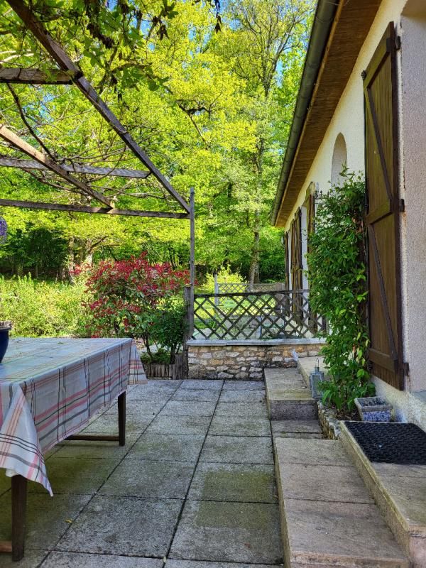 SAINT-JEAN-DE-COLE MAISON DE CAMPAGNE 5 PIECES 3