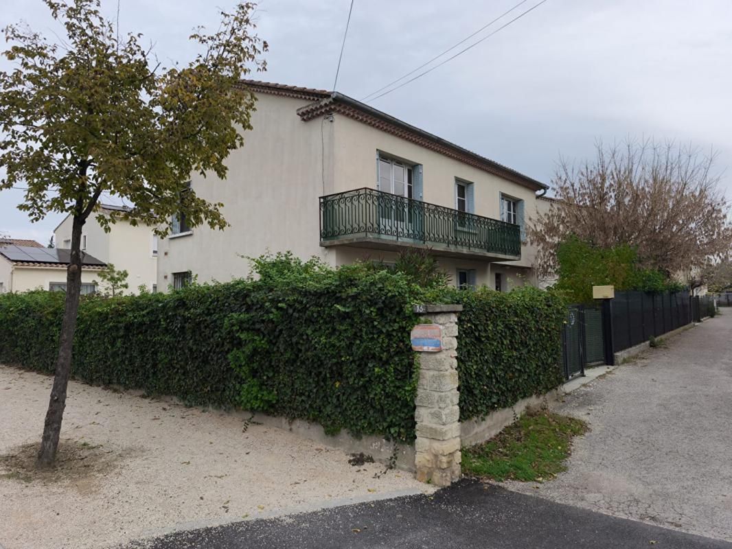 MONTEUX Maison à louer de type T5 - Monteux 3