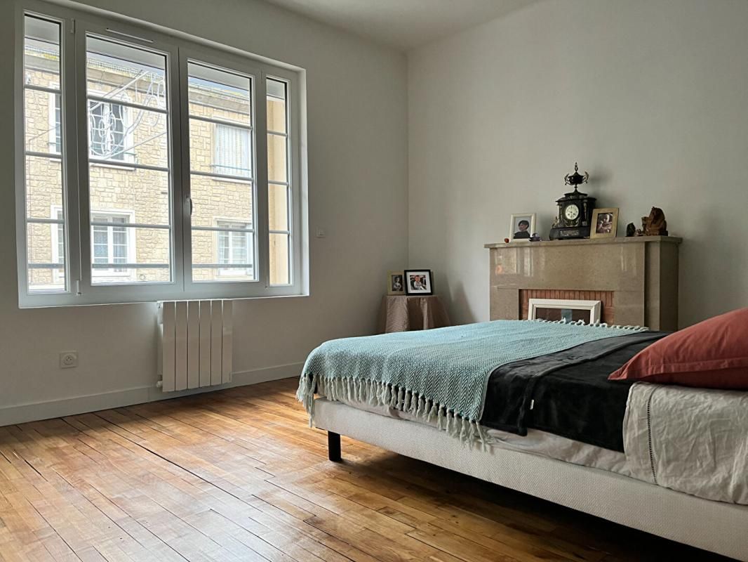 FALAISE FALAISE : T3 EN PARFAIT ETAT PROCHE PLACE BELLE CROIX 4