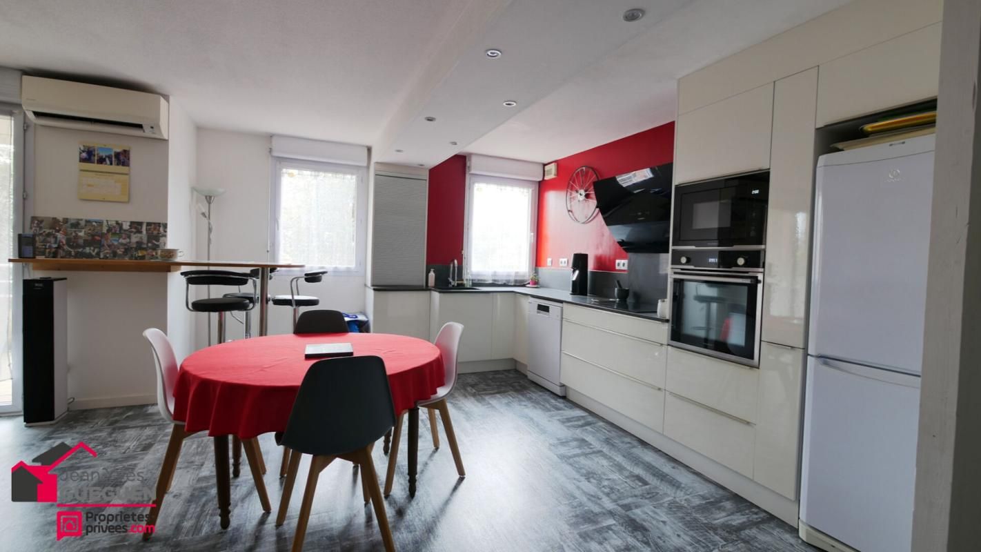 GAGNAC-SUR-GARONNE T4 lumineux 3 chambres dans résidence avec piscine et 2 parkings en sous-sol 2