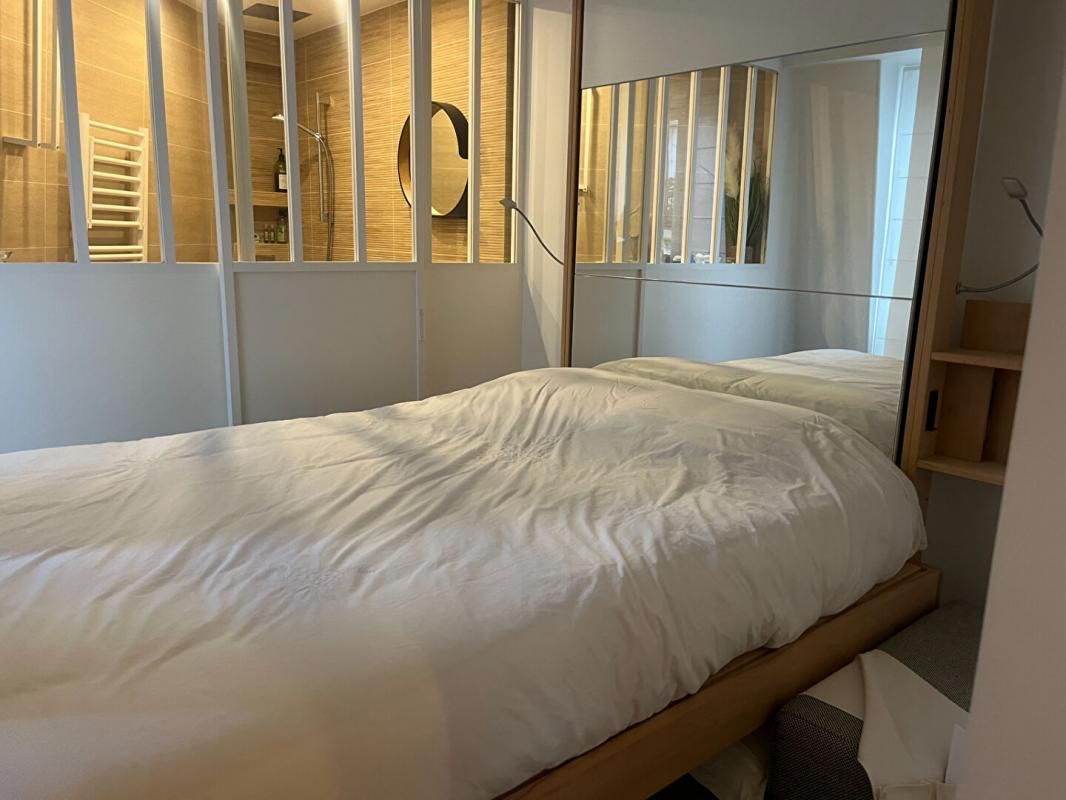 PARIS-17E-ARRONDISSEMENT Appartement  2 pièces ,coup de coeur,  comme une suite de palace 3