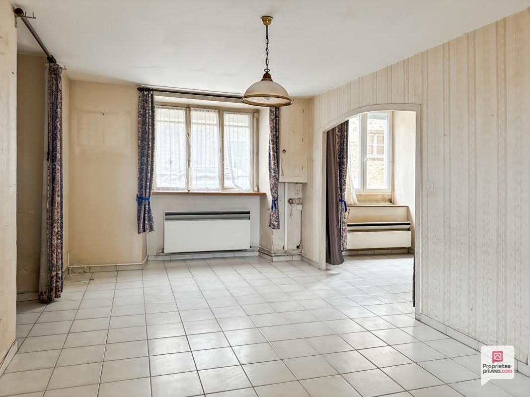 POILLE-SUR-VEGRE Maison Poille Sur Vegre 6 pièce(s) 108 m2 3