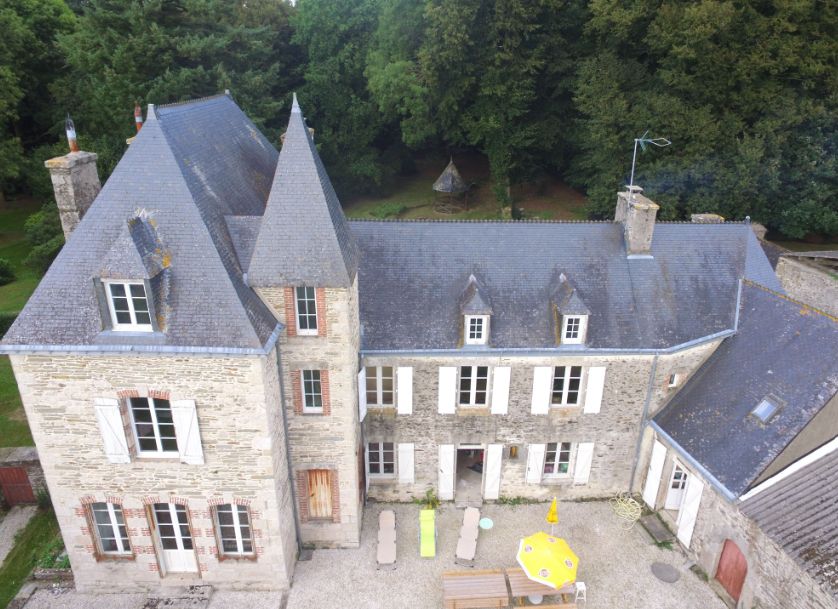 PONTIVY Morbihan Manoir datant de 1714 4