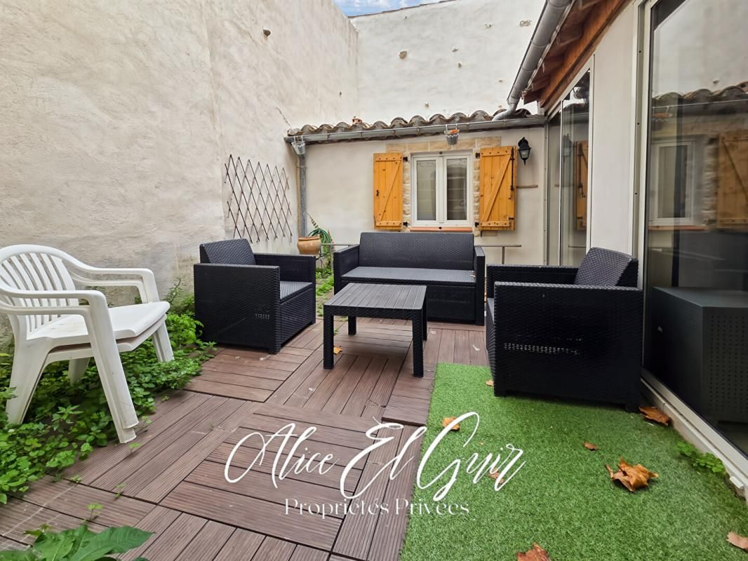 CARCASSONNE Immeuble - 3 appartements prêts à louer - Cité Médiévale 4