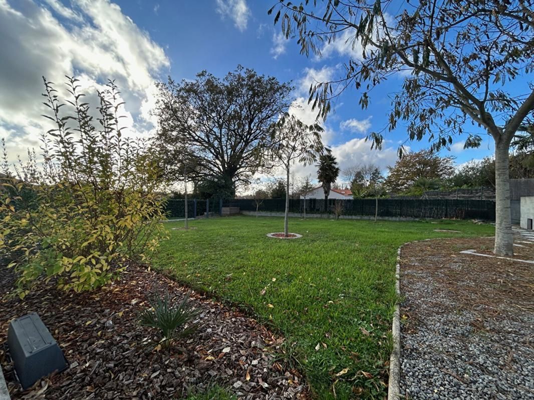 BRAINS Belle Maison entèrement rénovée en 2025 1