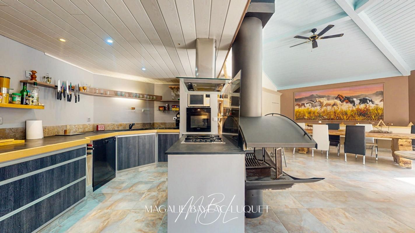 CARCASSONNE EXCLUSIVITE CARCASSONNE MAQUENS - MAISON OCTOGONALE - JARDIN - PISCINE - GARAGE 3