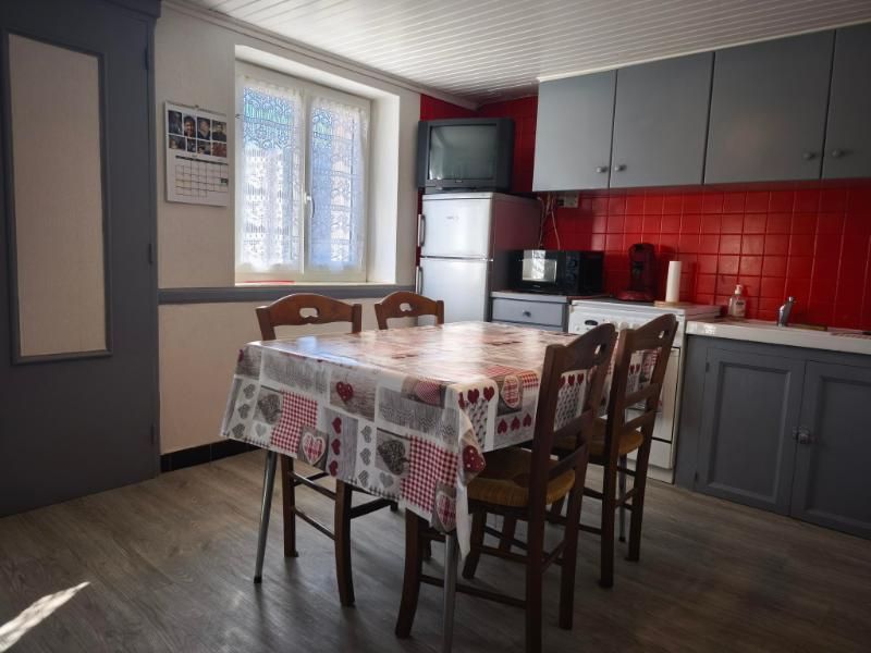 MAZAMET MAISON DE  CAMPAGNE TYPE LONGÈRE avec vue sur la Montagne Noire Mazamet 4