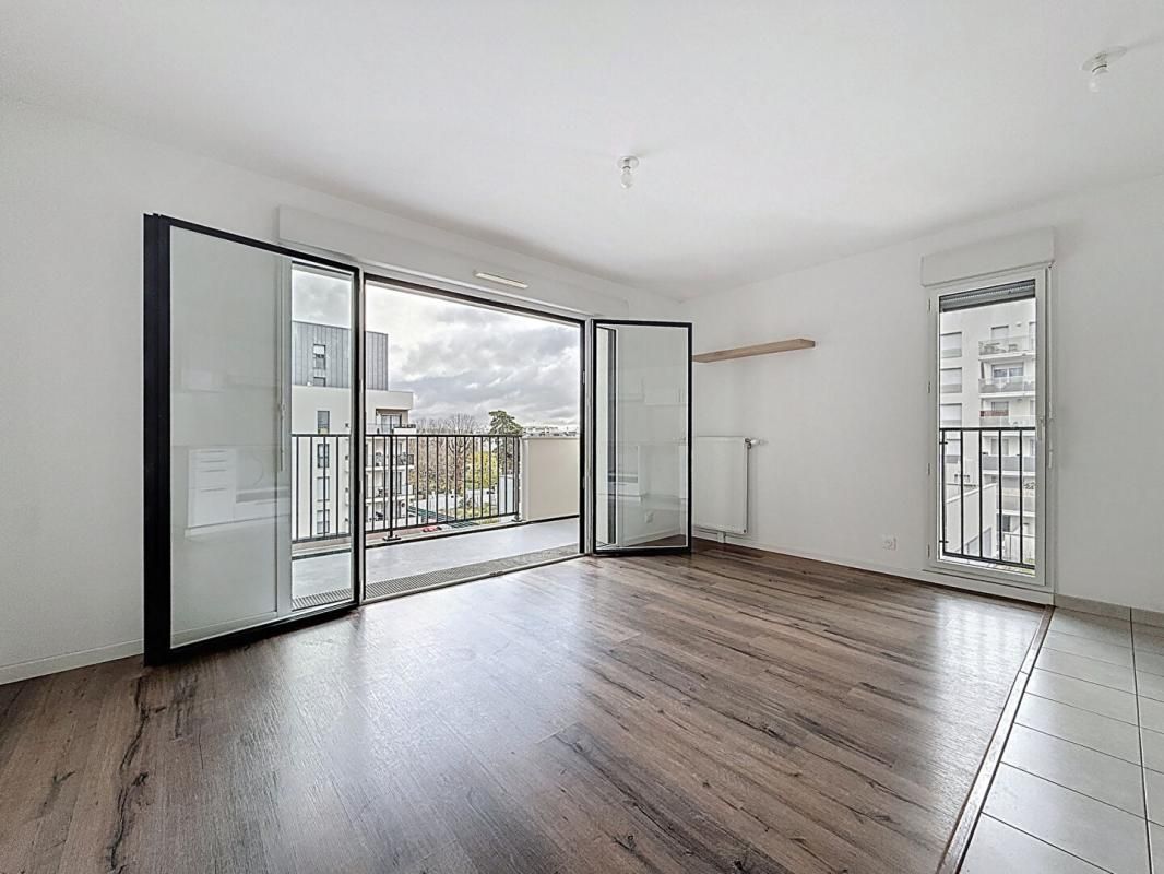 VILLEJUIF Appartement 2 pièce(s) 44.45 m2 2