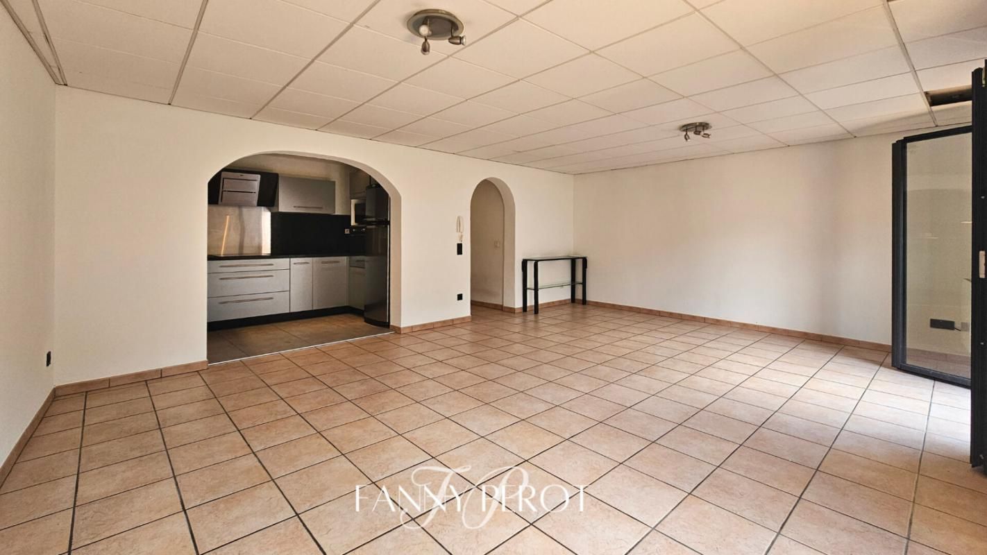 SAINT-CYPRIEN Saint-Cyprien - Appartement 3 pièces 83m² avec balcon et garage 3