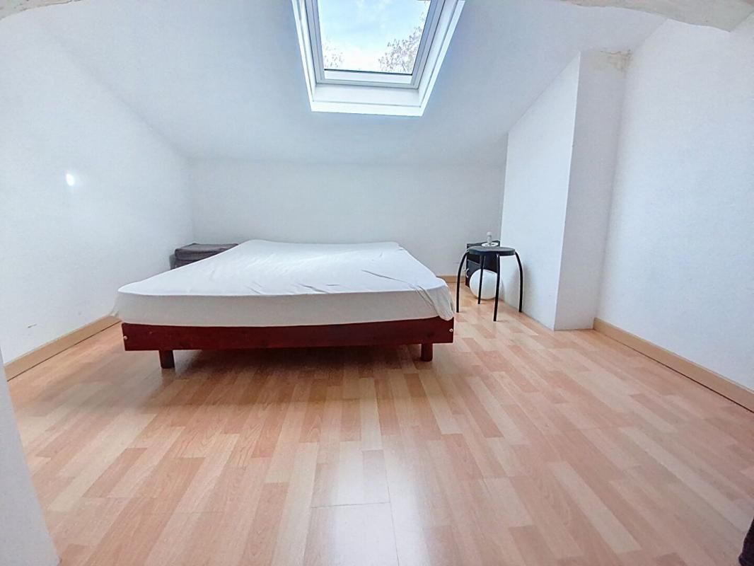 BORDEAUX Appartement Bordeaux 3 pièce(s) 80 m2 au sol 4