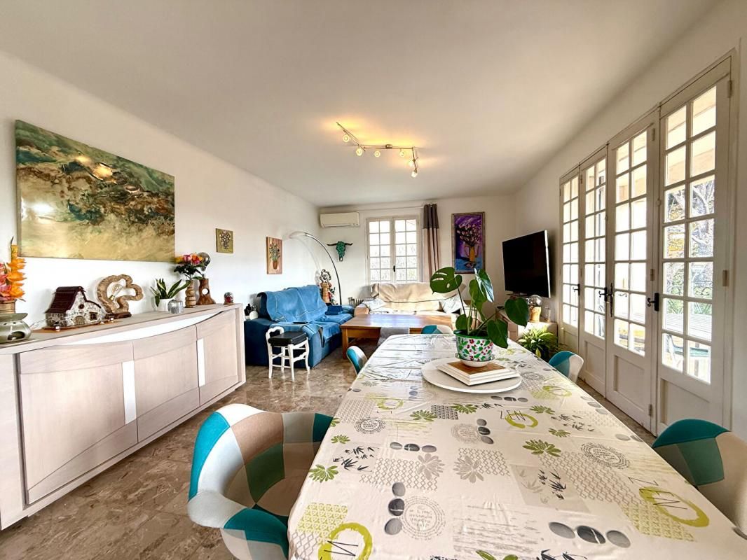 NOVES Maison Noves - centre ville 3