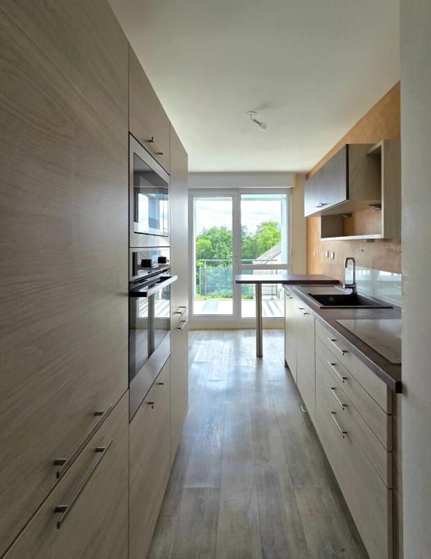 ANGERS Appartement T4 de 88m² (97 m2 au sol) dernier étage 3