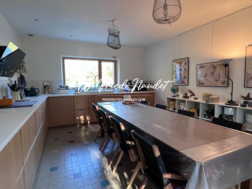 PARIGNE-L'EVEQUE Belle longère plain pied T4 3