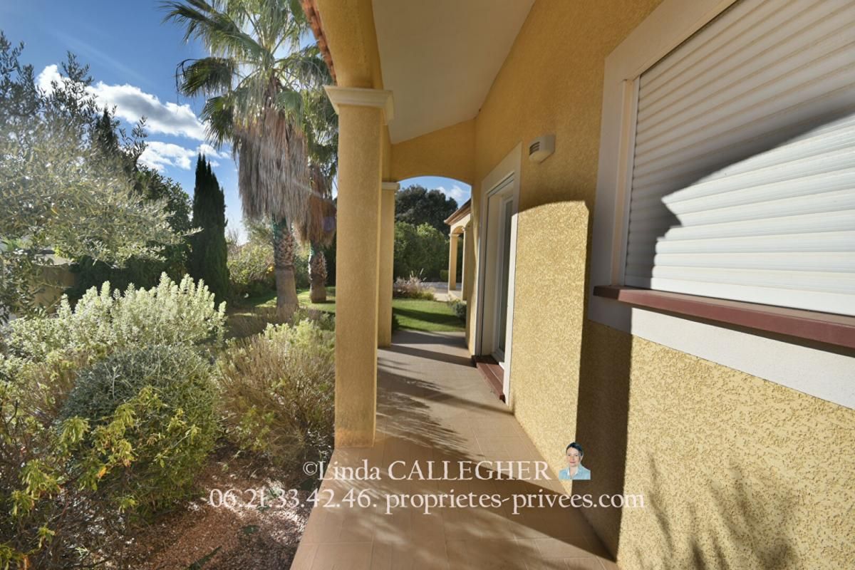 LAURENS Villa  6 pièce(s) totalisant 205 m2 dont 171m2 habitables 3